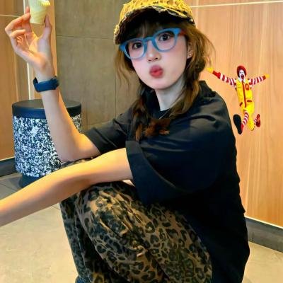 电击女孩
